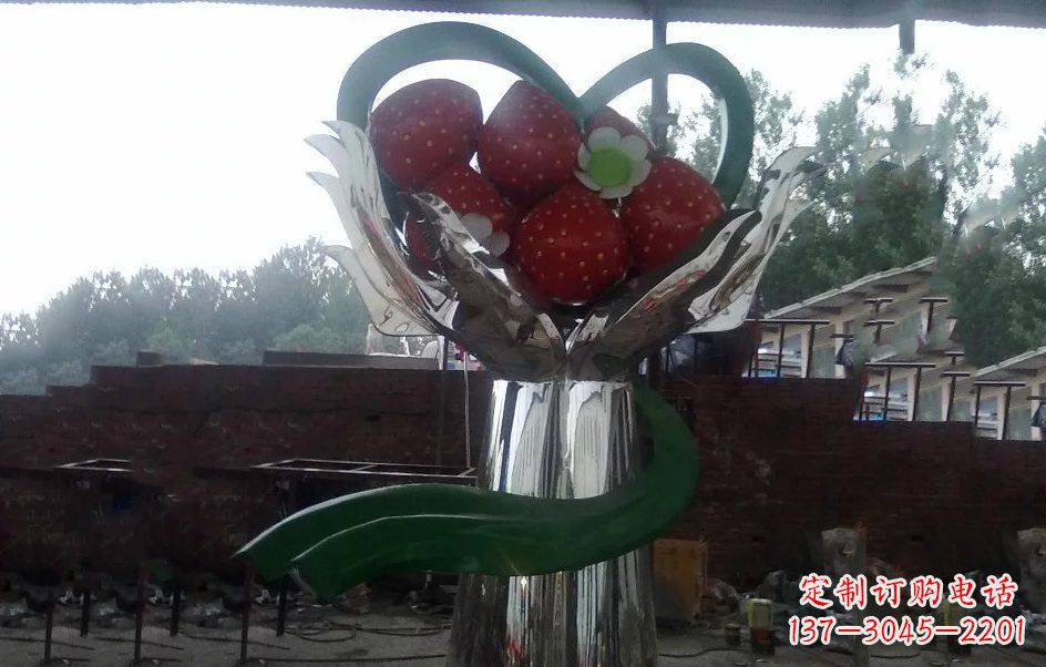 大连不锈钢水果雕塑精美绝伦