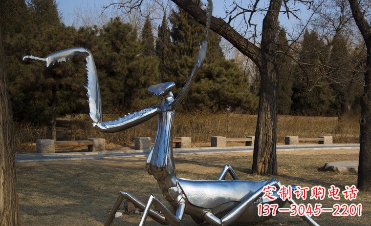 大连不锈钢螳螂园林景观雕塑创意缔造美景