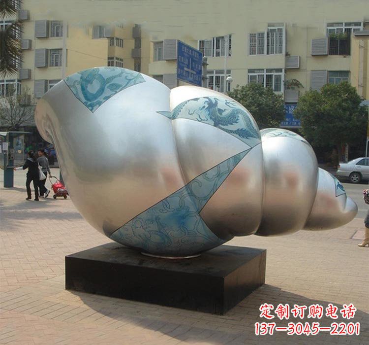 大连不锈钢海螺雕塑——给小区增添美的魅力