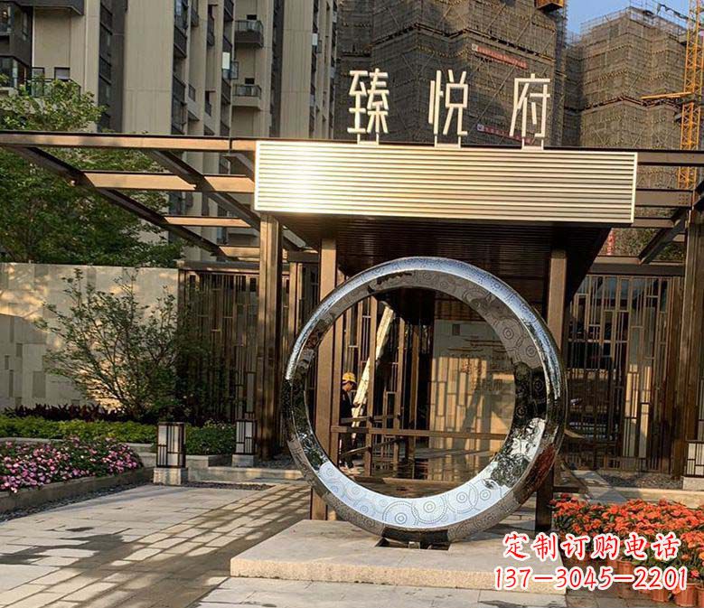 大连不锈钢小区圆环雕塑赋予小区景观更多美感