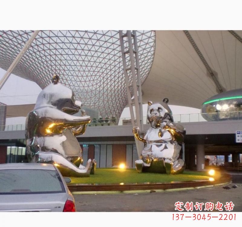 大连不锈钢熊猫雕塑象征中国特色文化
