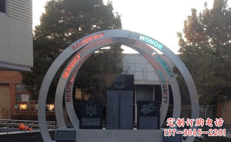 大连不锈钢艺术门圆环雕塑——精美绝伦