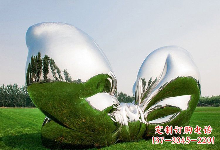 大连艺术之美——不锈钢园林大型蝴蝶结雕塑