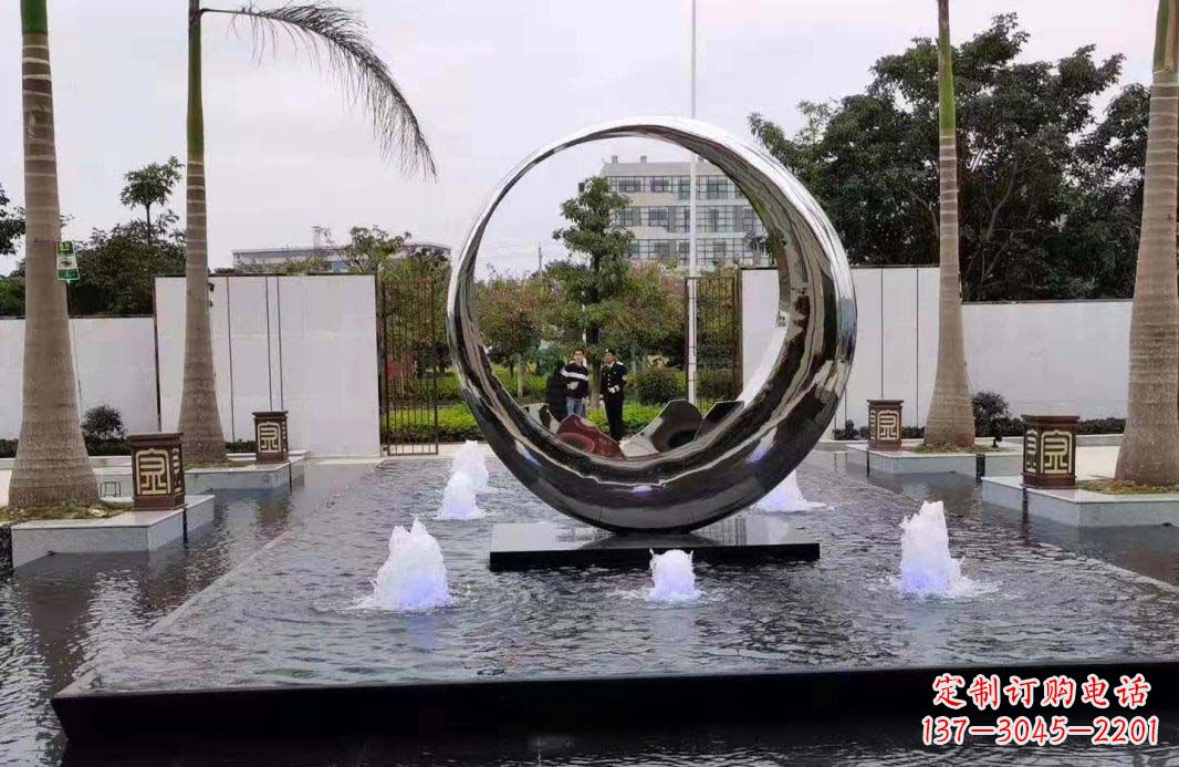 大连圆环景观喷泉雕塑视觉与声音的完美结合