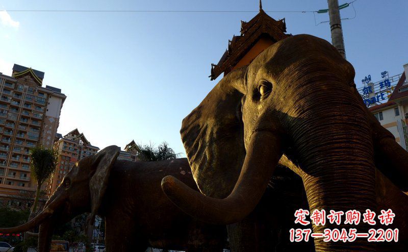 大连步行街上的大象雕塑——给街道带来活力