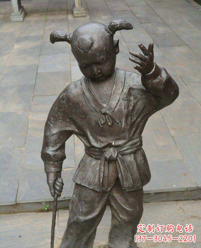 大连该雕塑。