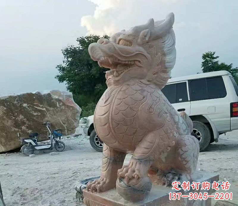 大连麒麟雕塑象征传统文化的精灵