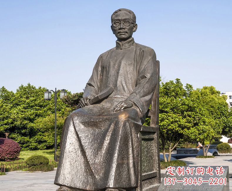 大连蔡元培一位教育家的雕塑