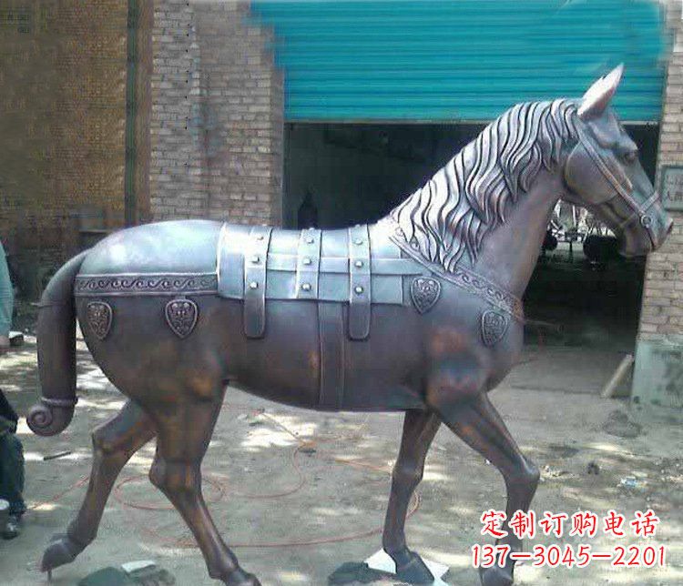 大连马铜雕塑传递草原动物的非凡魅力