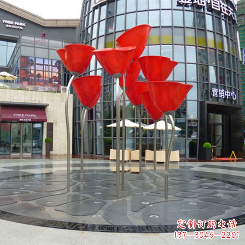大连玫瑰雕塑点缀城市景观的绚烂之美