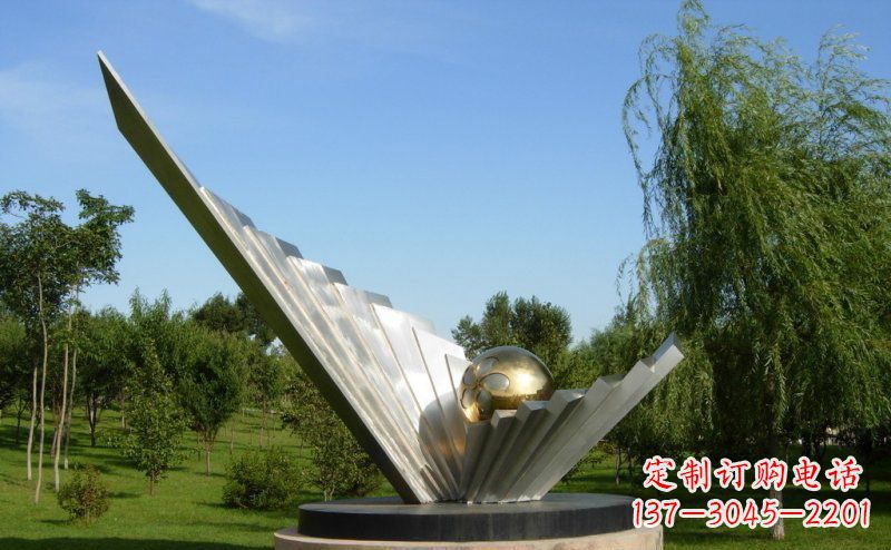 大连抽象贝壳和明珠公园不锈钢雕塑