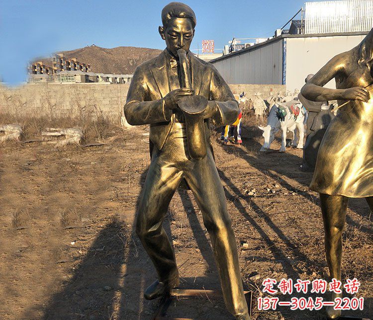 大连铜雕萨克斯风音乐人物