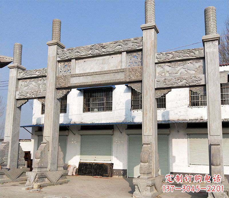 大连石牌坊雕塑——传承中国传统文化