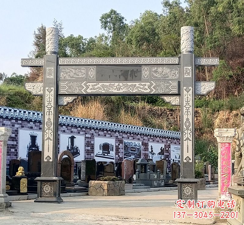 大连古村牌坊雕塑精湛技艺的经典之作