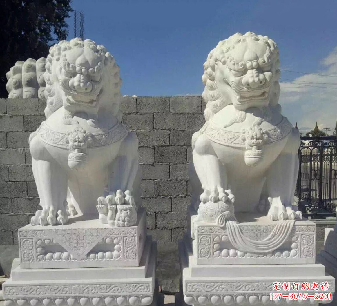 大连该雕塑。