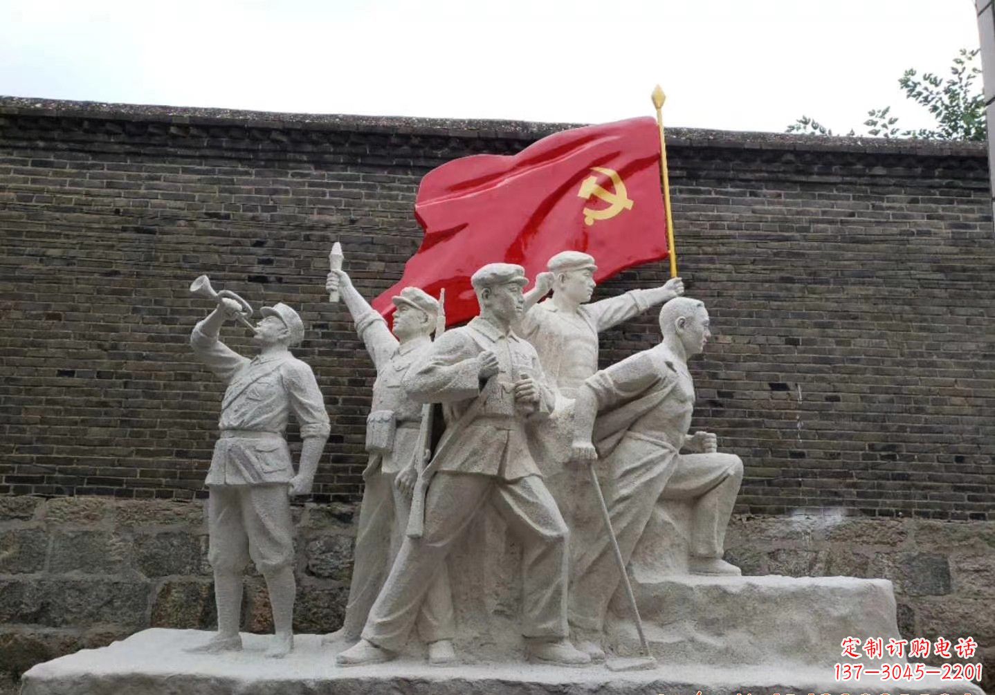 大连红军雕塑把热血革命历史永久留存