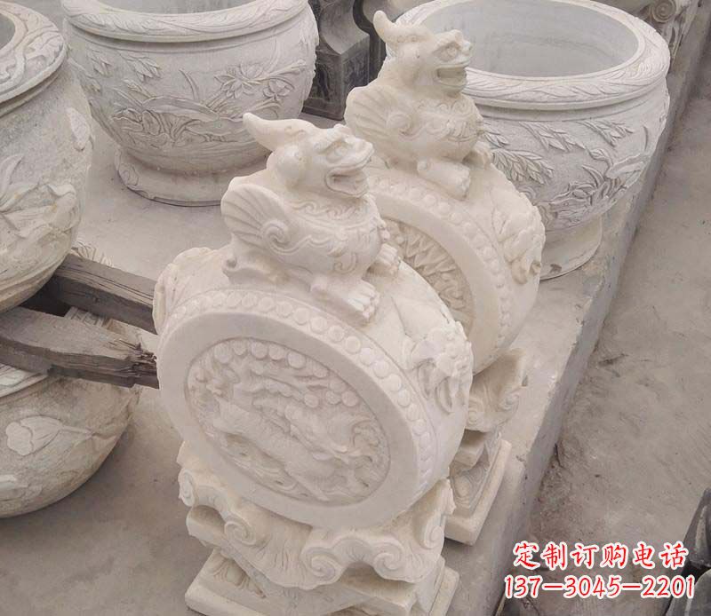 大连大理石貔貅抱鼓石雕塑