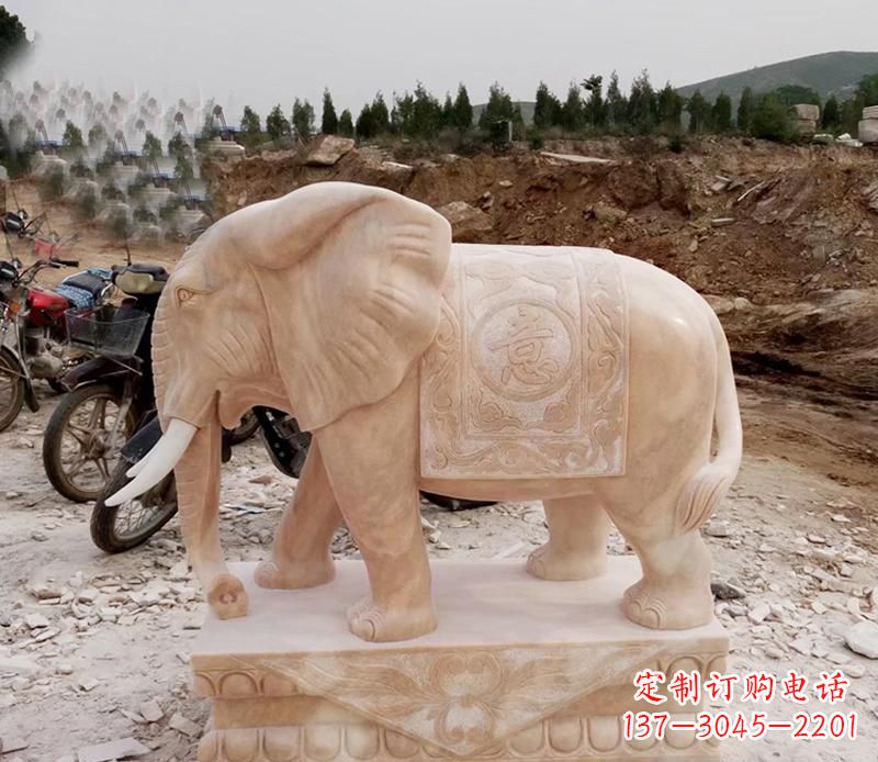 大连优雅大象大理石雕塑
