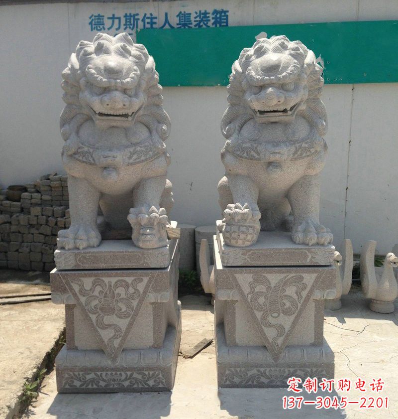 大连精致大理石狮子雕塑
