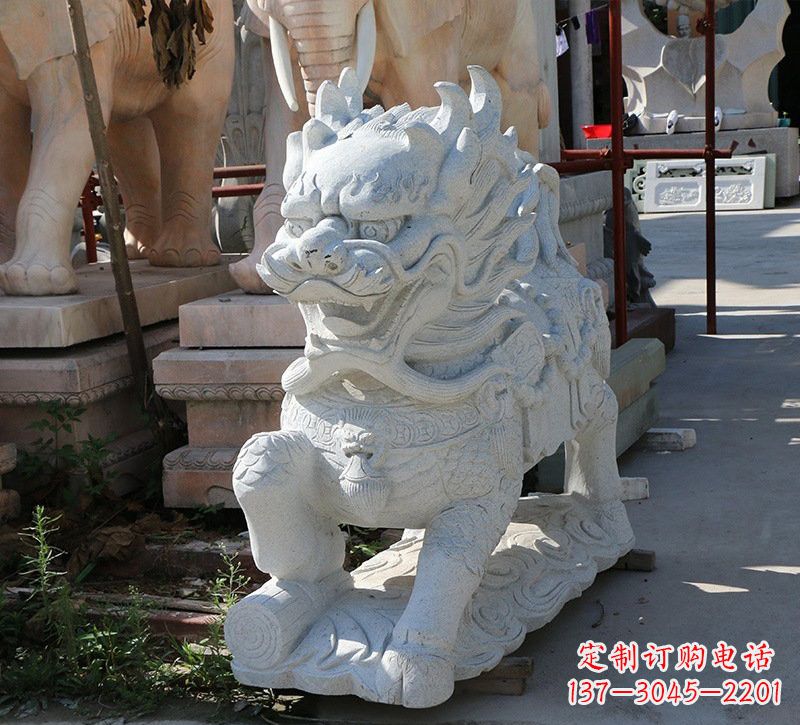 大连大理石镇宅——麒麟雕塑