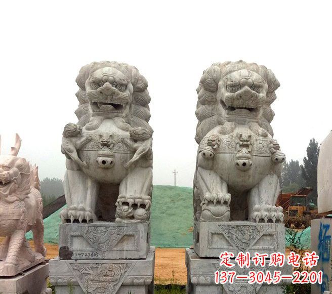 大连传统大理石狮子雕塑