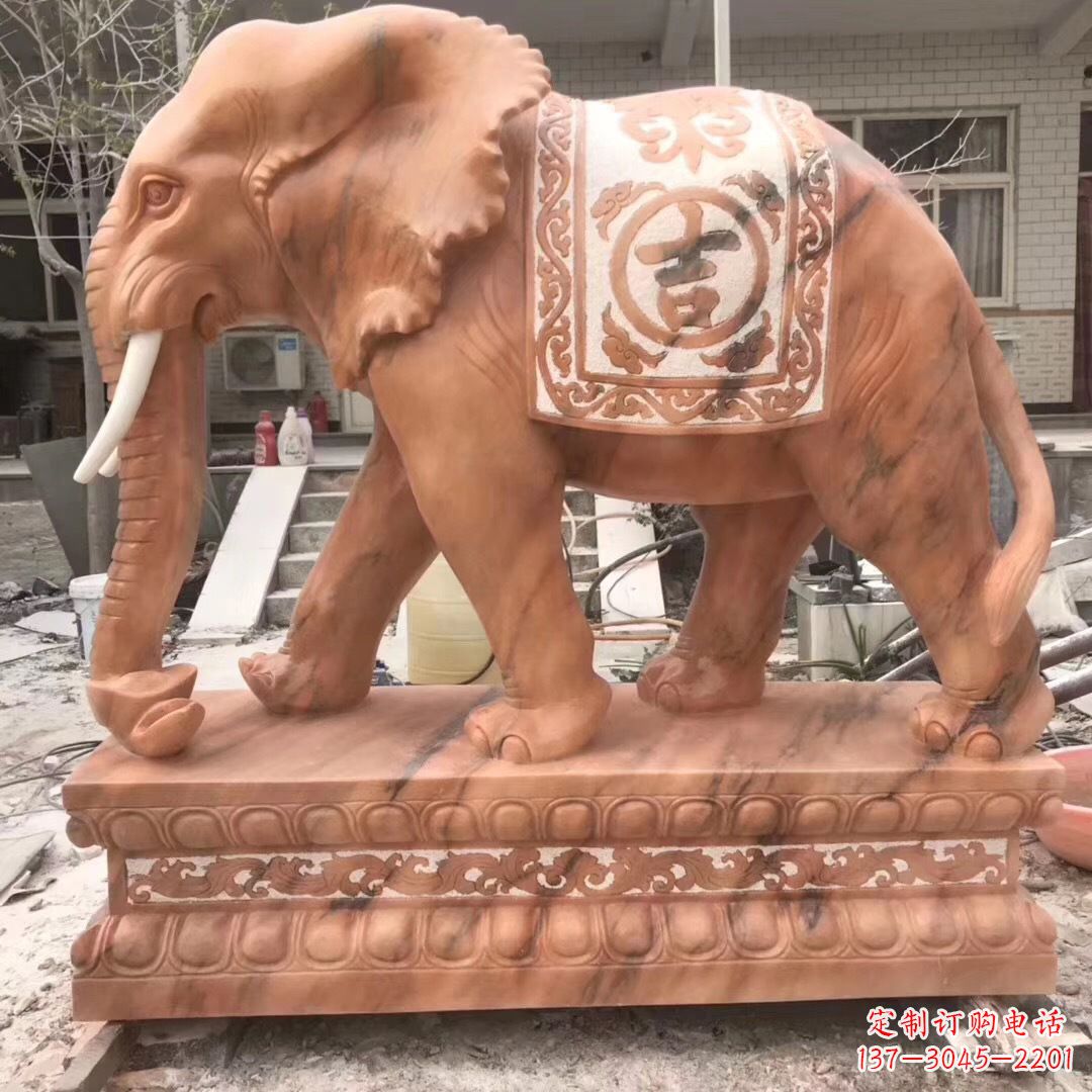 大连大象柱子石雕景区