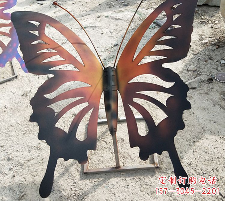 大连大型不锈钢铁艺蝴蝶雕塑,户外公园园林彩色昆虫摆件