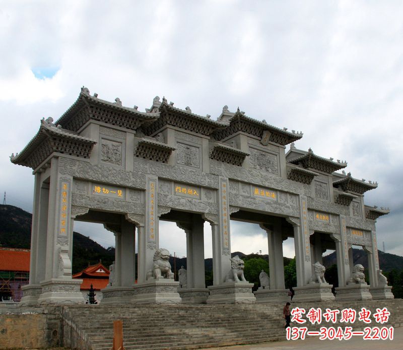 大连具有传统文化特色的大型五门石雕牌楼雕塑
