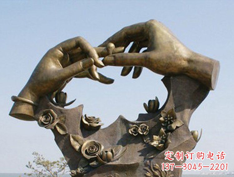 大连精美手铜戒指雕塑