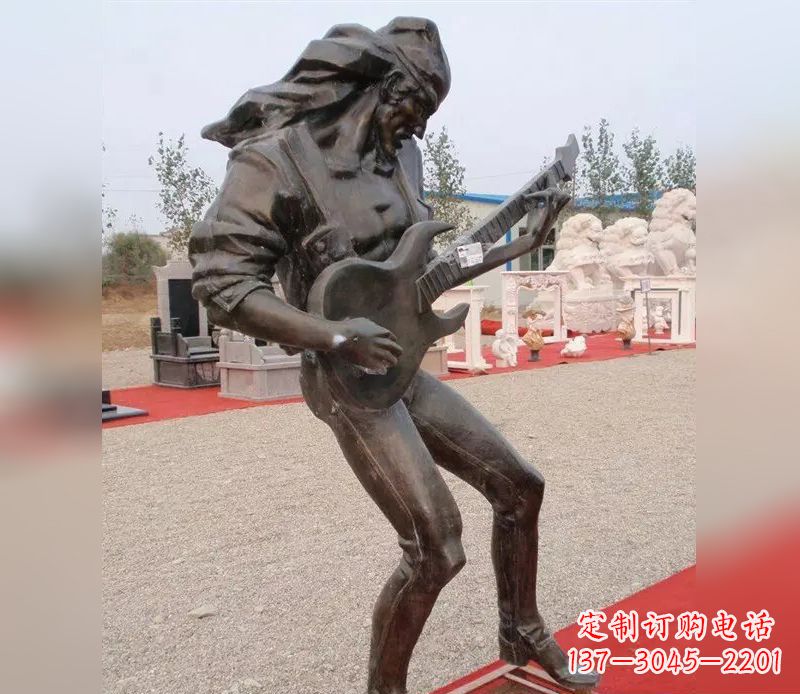 大连弹吉他广场小品人物铜雕