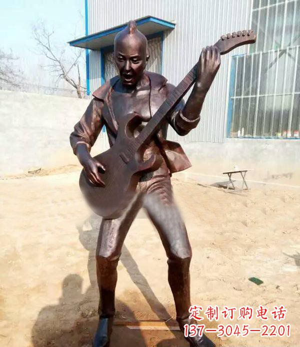 大连音乐传奇——吉他雕塑