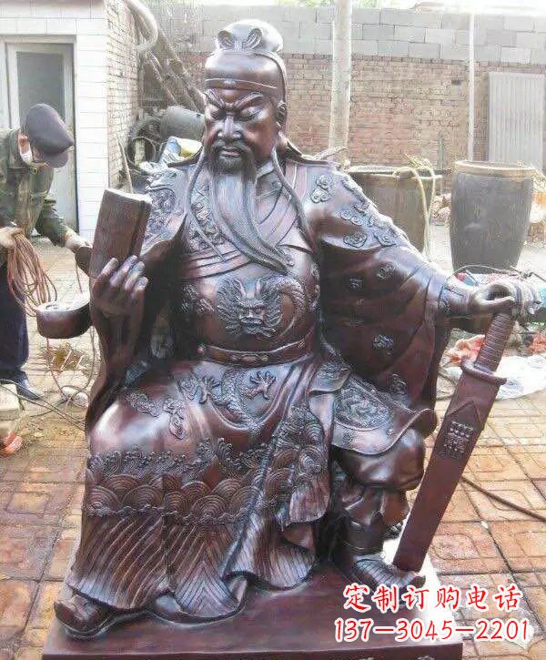 大连关公铜雕——象征着一份久远精神的传承