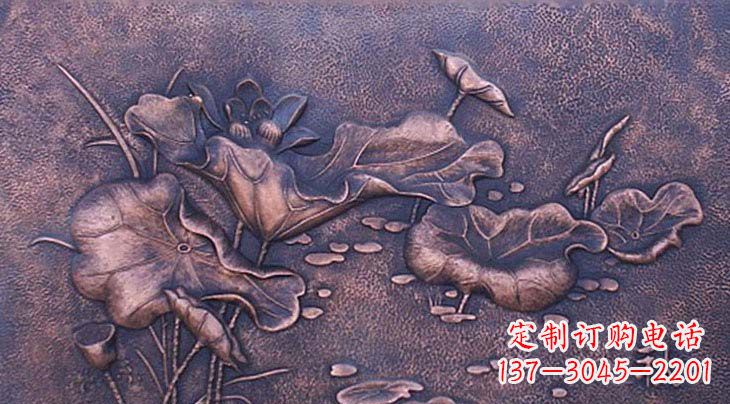 大连锻铜荷花雕塑