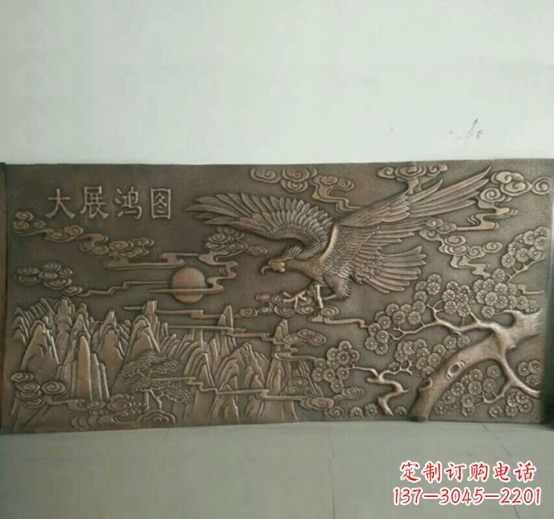 大连精致锻铜老鹰雕塑
