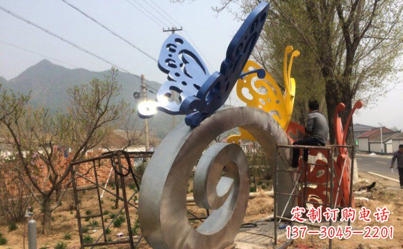 大连优雅无比,不锈钢蝴蝶雕塑
