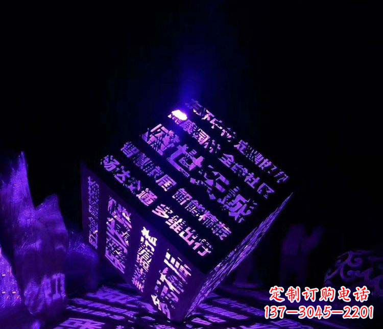 大连发光不锈钢字体艺术雕塑