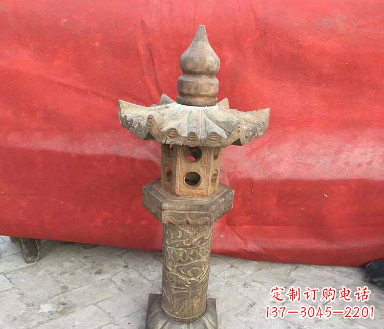 大连传统风格石灯雕塑