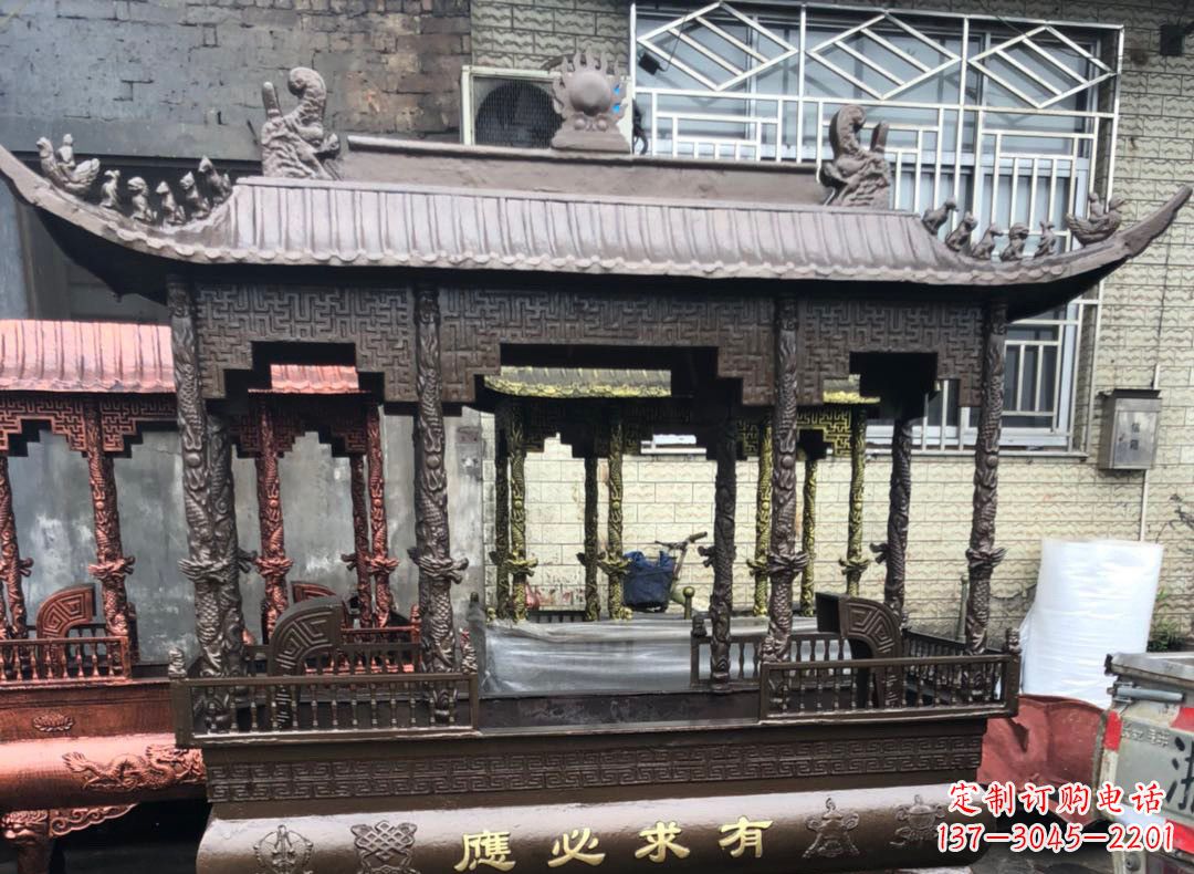 大连精美仿古铜香炉雕塑