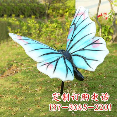 大连浅蓝白色蝴蝶雕塑