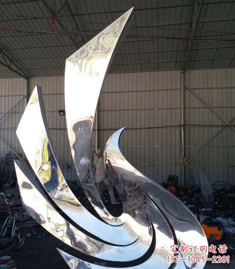 大连精巧不锈钢和平鸽雕塑