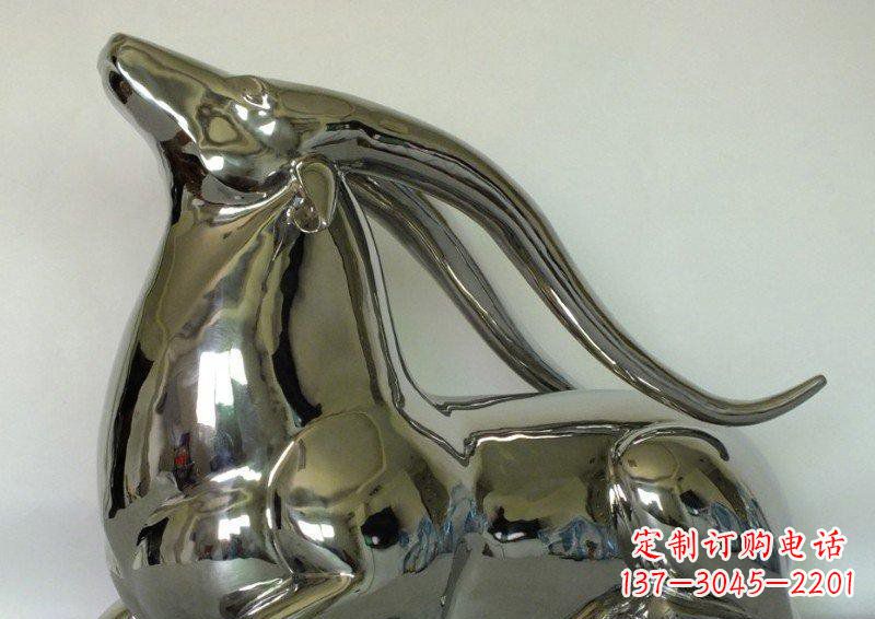 大连中领雕塑定制公园装饰不锈钢羚羊雕塑