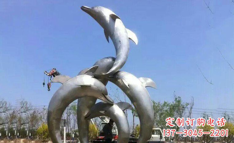 大连品质精美的不锈钢海豚雕塑