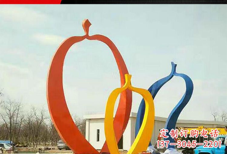 大连金光闪耀，果实成熟——不锈钢苹果雕塑