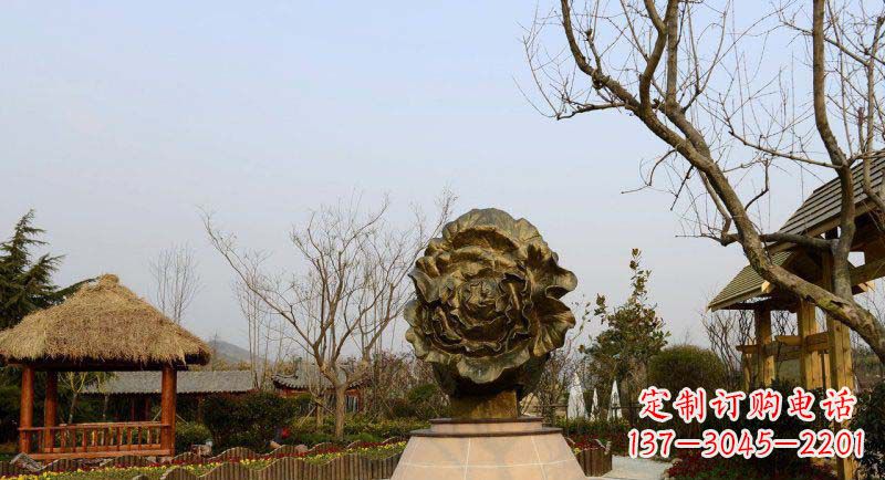 大连公园大白菜景观铜雕