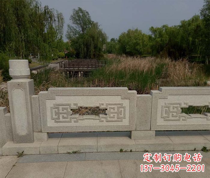大连优雅大气的公园栏板雕塑