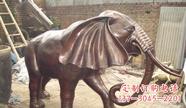 大连精美细腻的铸铜大象雕塑