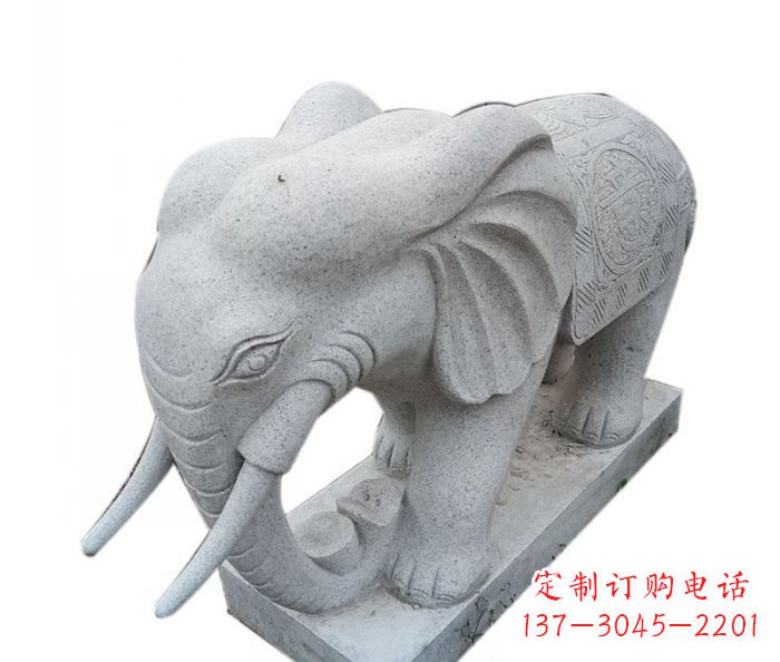 大连精美绝伦的大象大理石雕塑