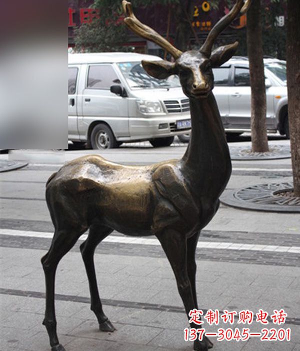 大连公园动物鹿铜雕