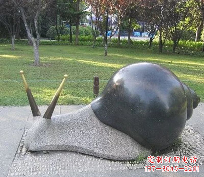大连中领雕塑专业定制可爱蜗牛石雕