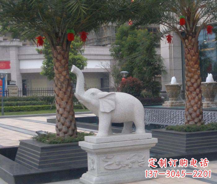 大连公园动物小象石雕